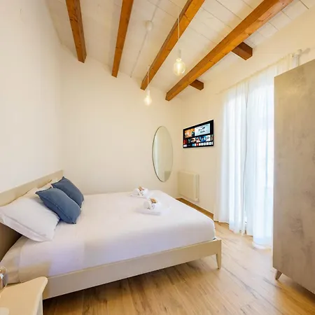 Domio - Residenza Del Corso Homestay
